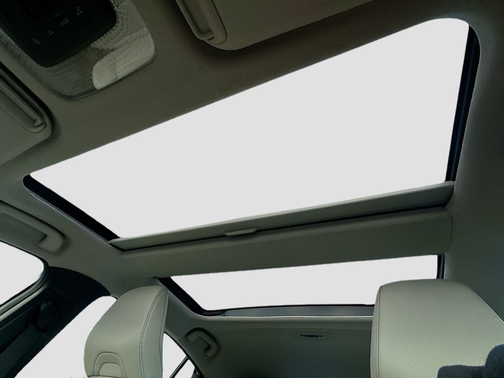 2023 Toyota Prius XLE