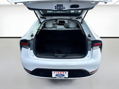 2023 Toyota Prius XLE