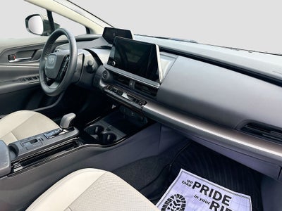 2023 Toyota Prius XLE