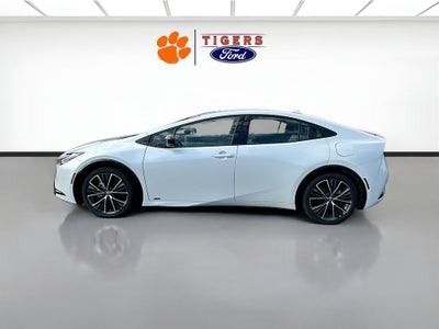 2023 Toyota Prius XLE
