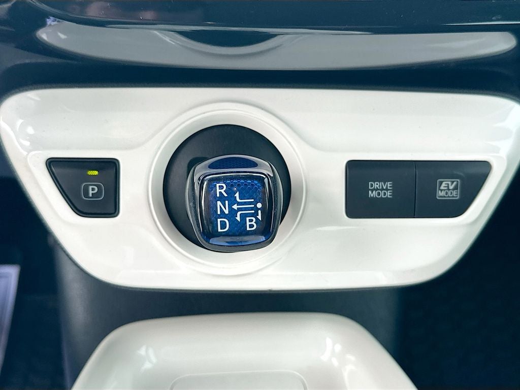 2016 Toyota Prius Three