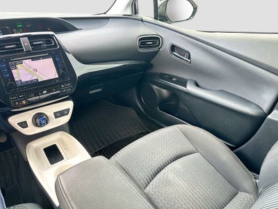 2016 Toyota Prius Three