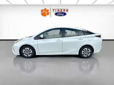 2016 Toyota Prius Three