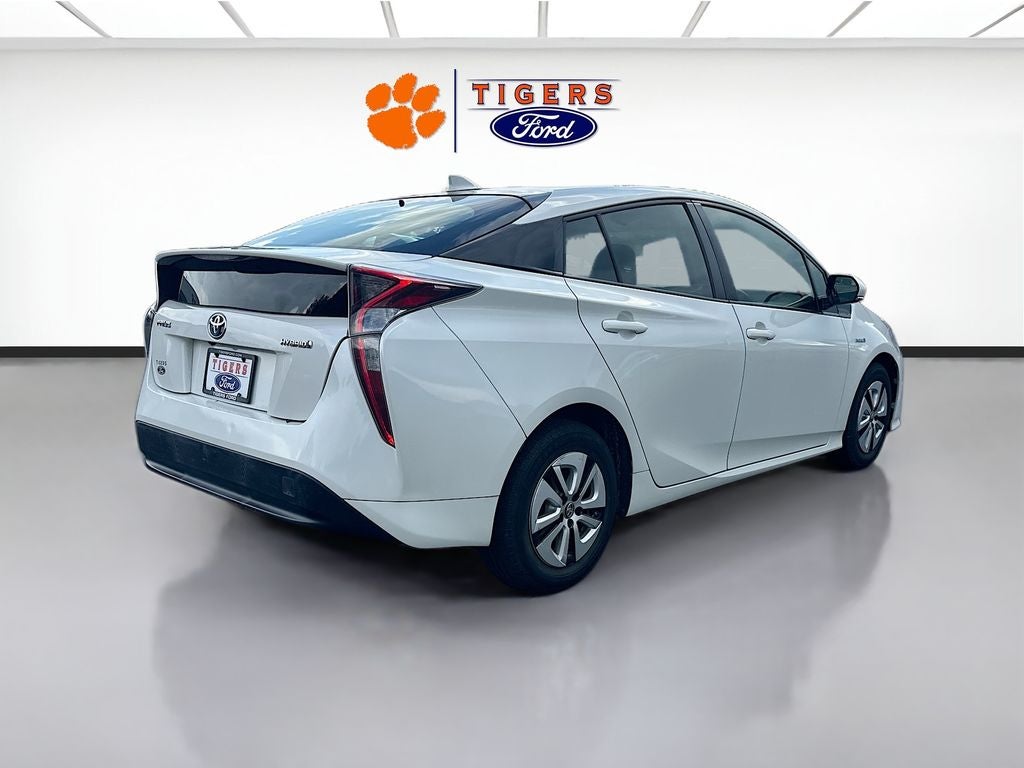 2016 Toyota Prius Three