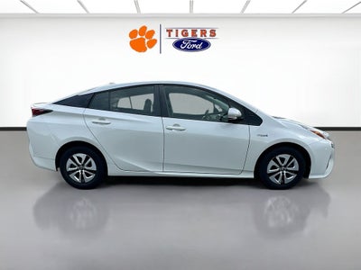 2016 Toyota Prius Three