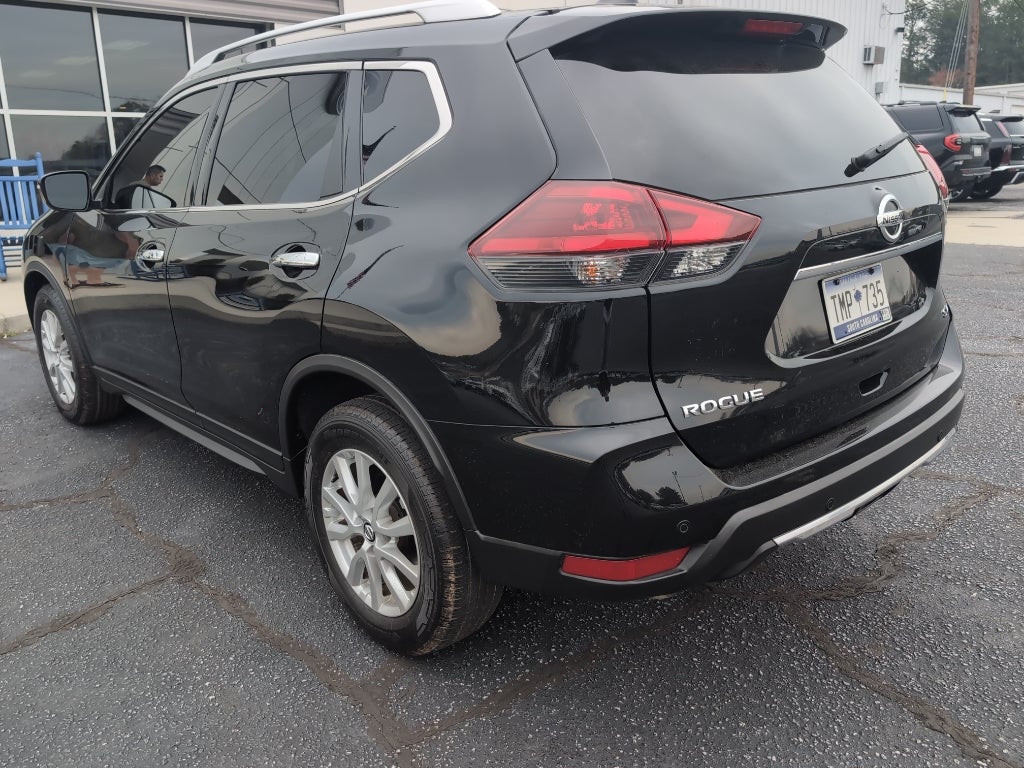 2020 Nissan Rogue SV