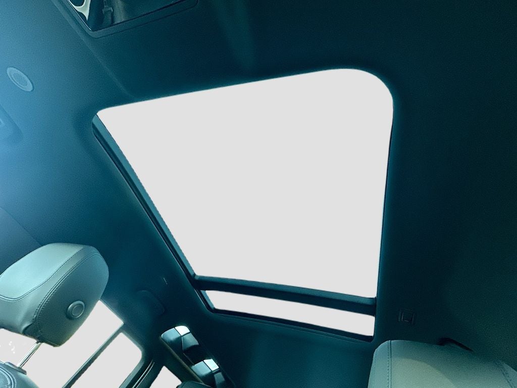 2023 Land Rover Defender 110 S