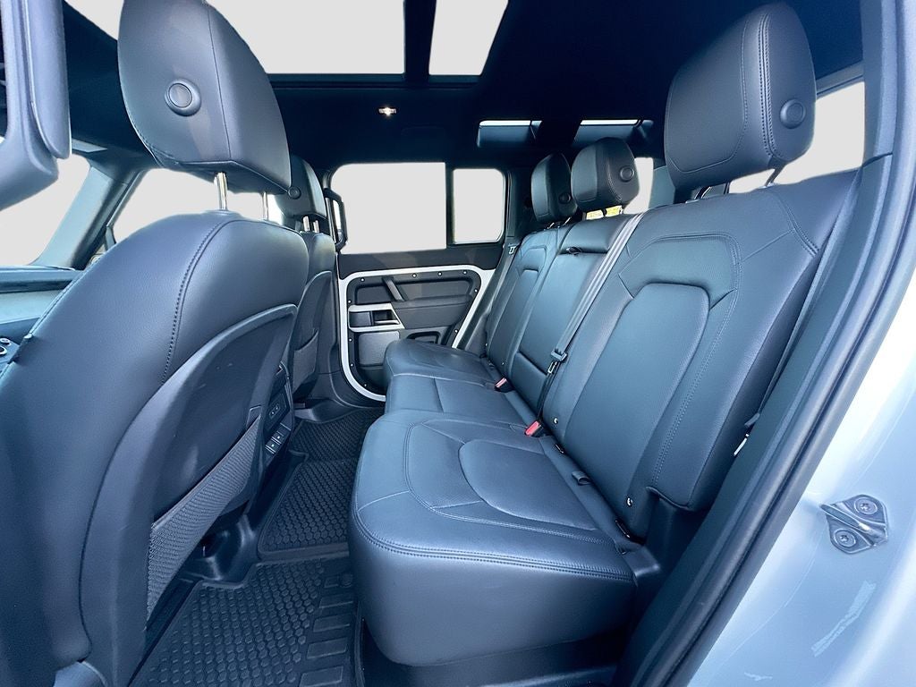 2023 Land Rover Defender 110 S