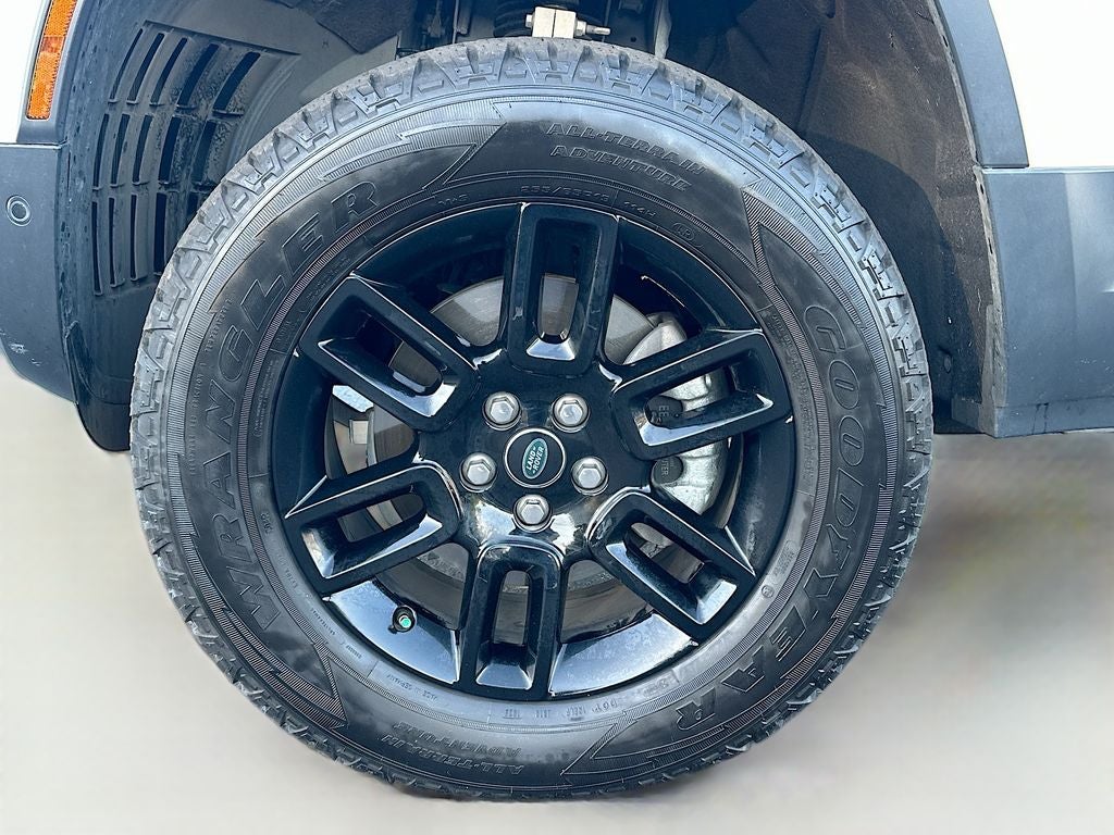 2023 Land Rover Defender 110 S