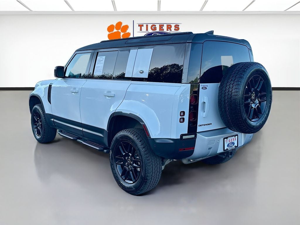 2023 Land Rover Defender 110 S