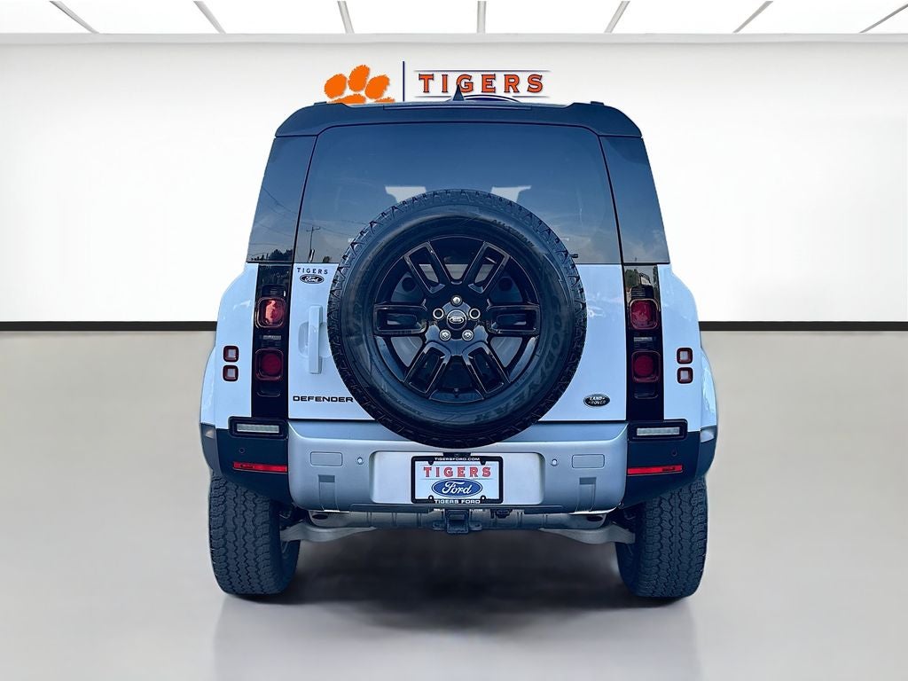 2023 Land Rover Defender 110 S