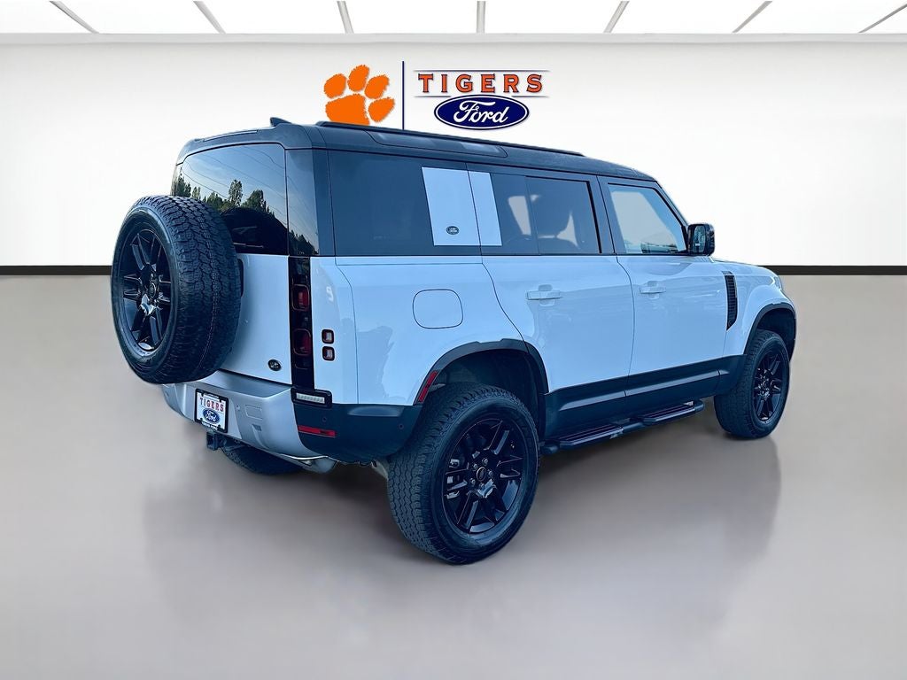 2023 Land Rover Defender 110 S