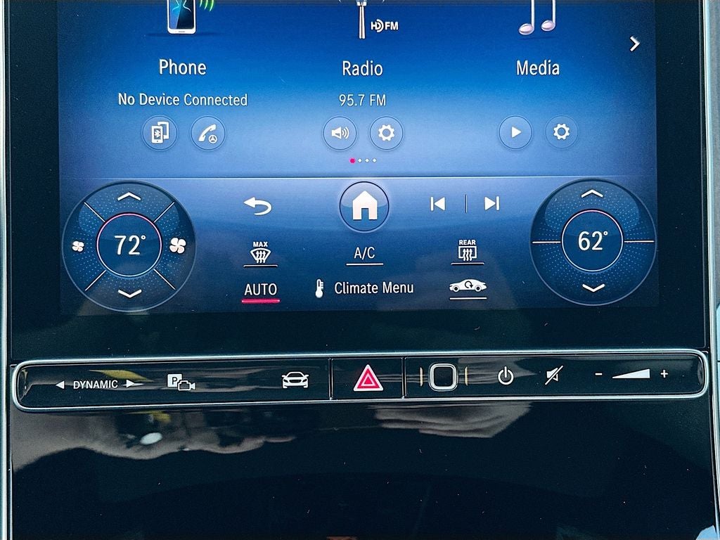 2024 Mercedes-Benz GLC 300