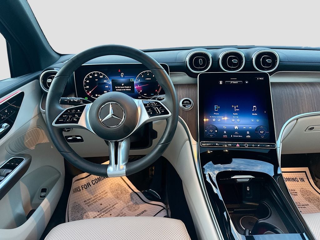 2024 Mercedes-Benz GLC 300