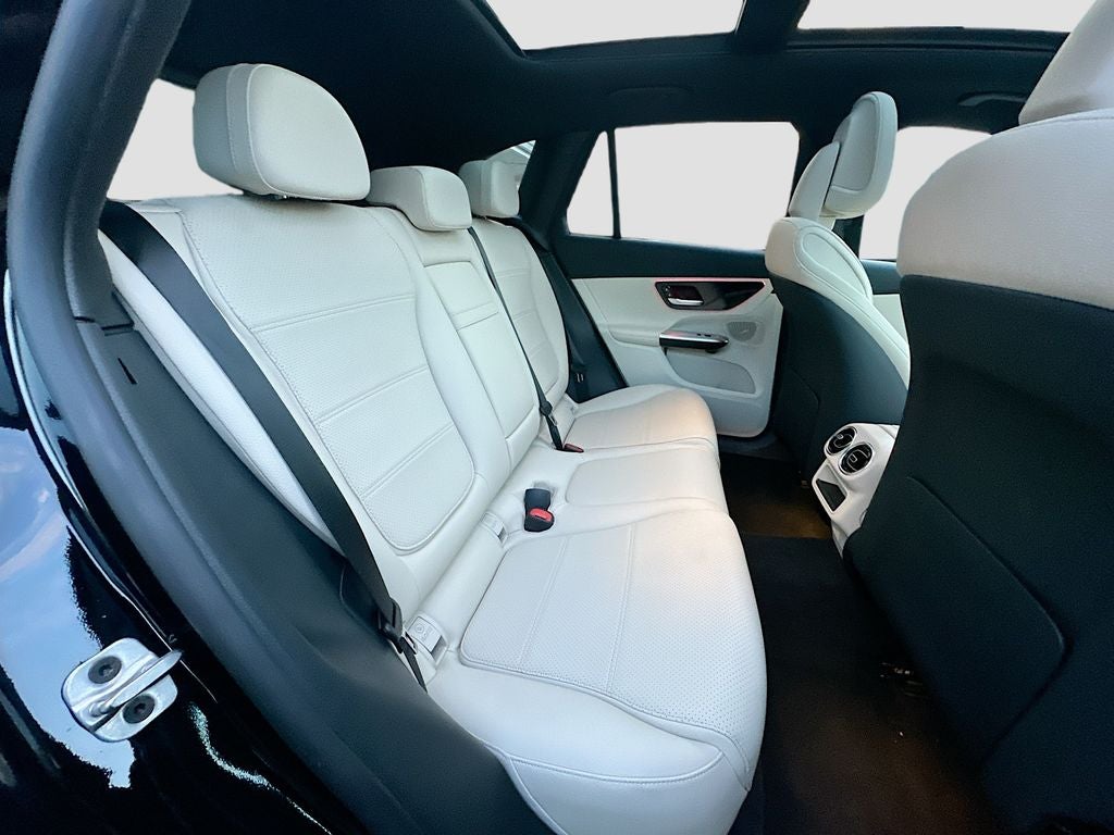 2024 Mercedes-Benz GLC 300