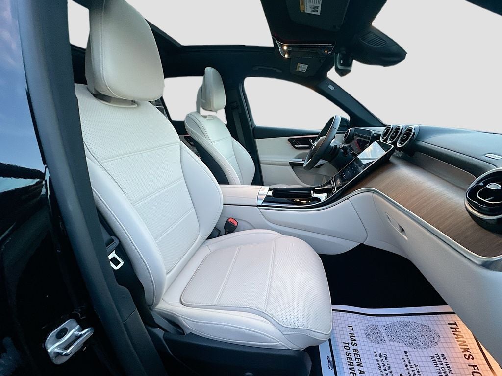 2024 Mercedes-Benz GLC 300