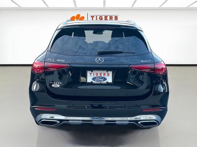 2024 Mercedes-Benz GLC 300